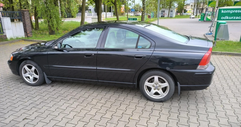 Volvo S60 cena 18000 przebieg: 188000, rok produkcji 2006 z Poznań małe 106